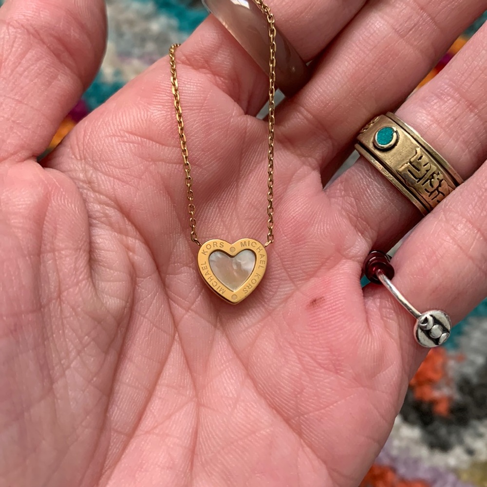 Michael kors mother of pearl heart gold necklace